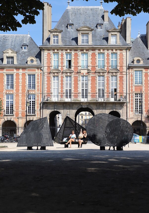 Les bancs en bois Kodama* 