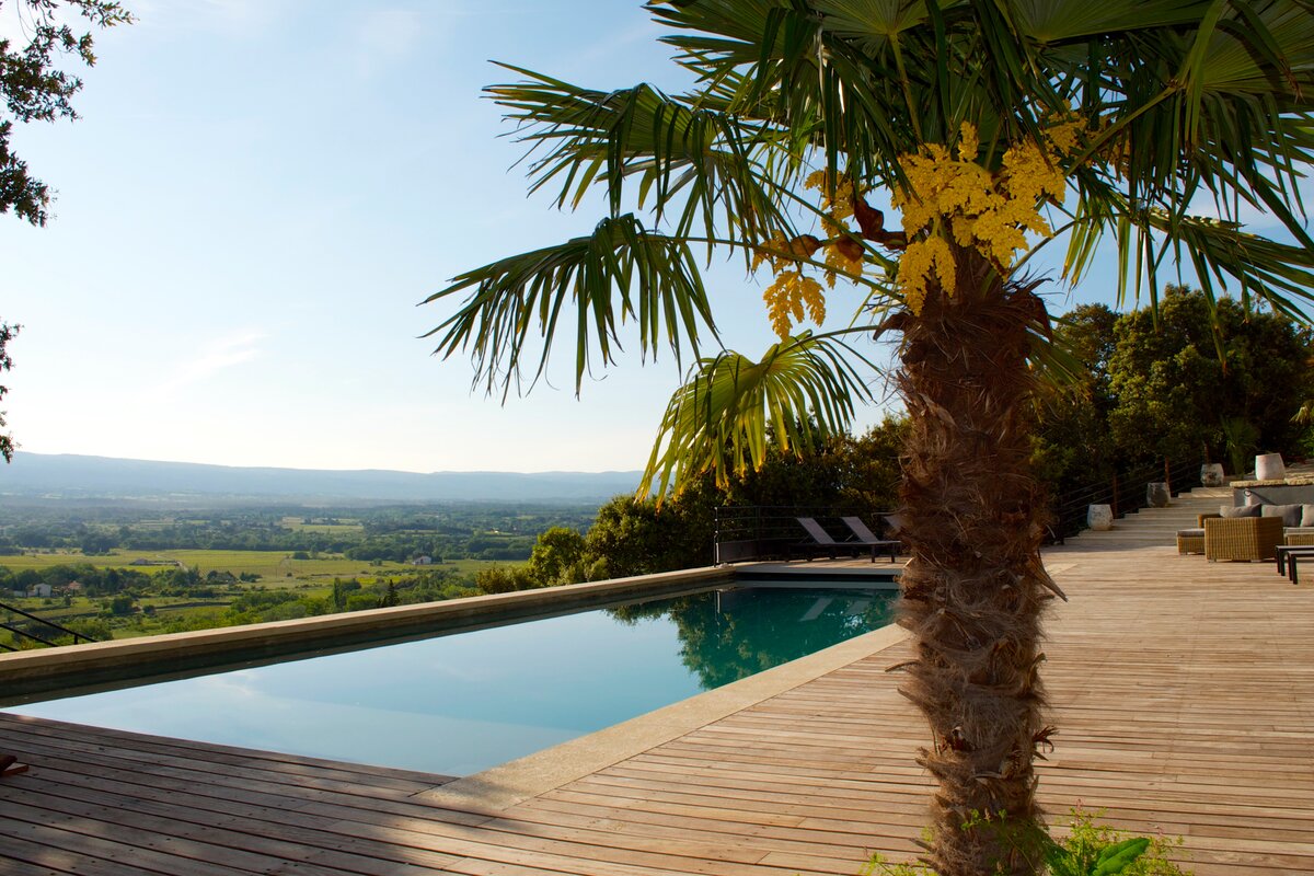 Terrasses, cl&ocirc;tures, et bardages ext&eacute;rieurs